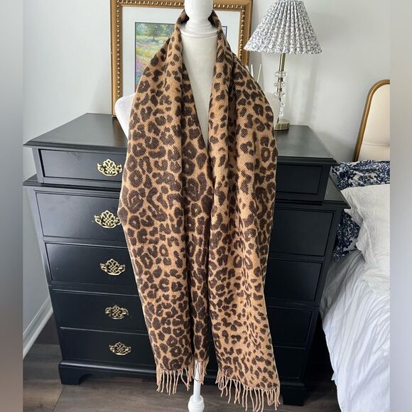 Hobbs London Leopard Print Scarf - Picture 1 of 6